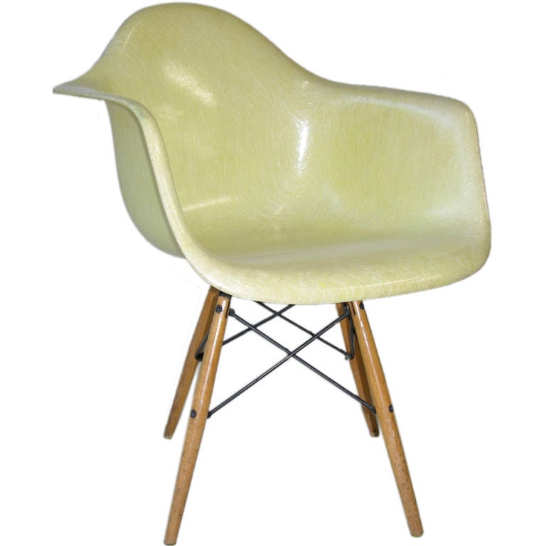 Charles and Ray Eames Dowel Leg Swivel Chair