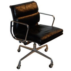 CHARLES AND RAY EAMES SOFT PAD DESK CHAIR