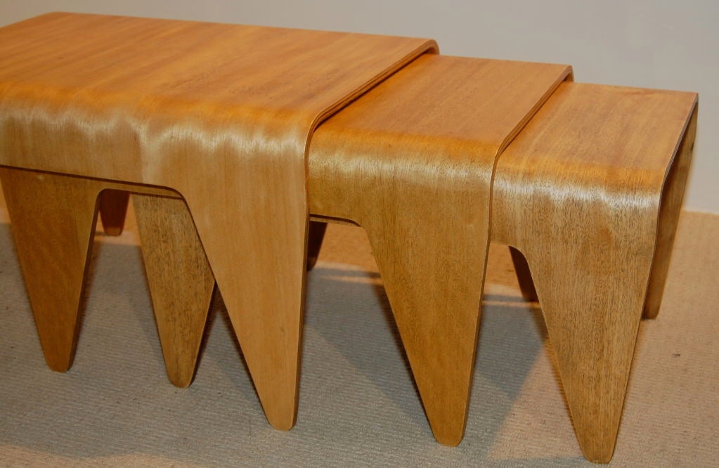 MARCEL BREUER ; ORIGINAL NEST OF TABLES 2