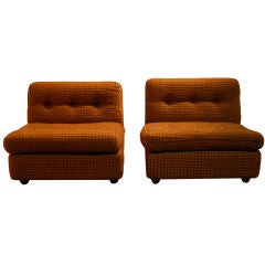 PAIR OF BELLINI AMANTA CHAIRS