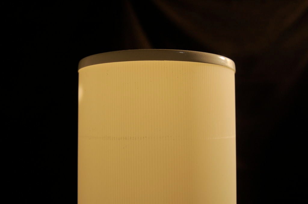 DESIGN LINE RARE FLOOR LAMP In Excellent Condition For Sale In Wargrave, Berkshire