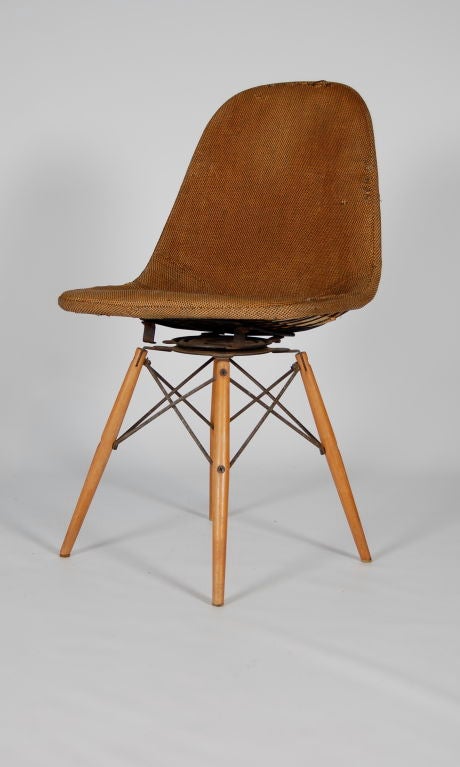 American Eames Swivel Dowel Legged Chair; DKW-1