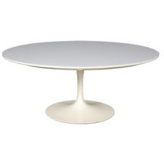 EERO SAARINEN TULIP TABLE