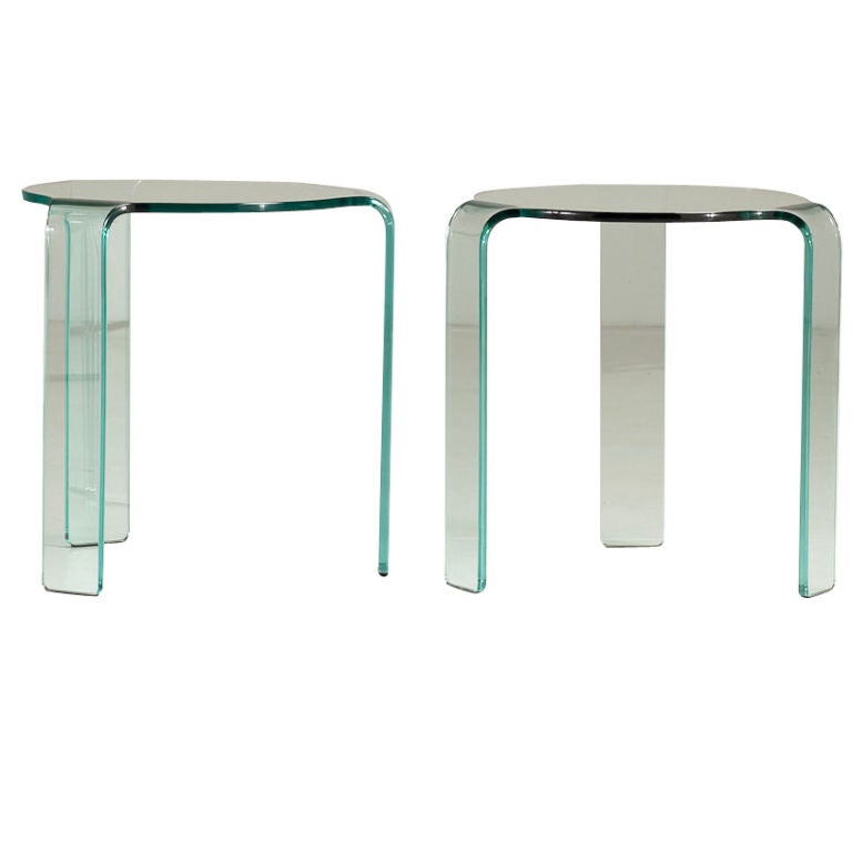 Pair of Fiam Italia Designed Curved Glass Side Tables For Sale at 1stDibs