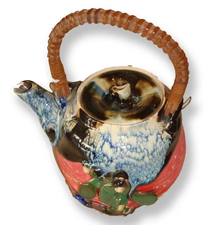 Japanese Sumida Gawa Pottery Piece (Tea Pot  w/ Lid) For Sale