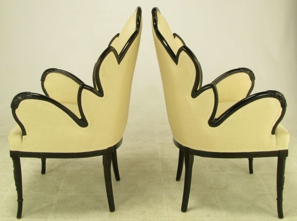 American Pair 1940s Mahogany Leaf-Back Arm Chairs In Ivory Linen