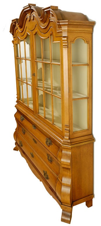 American Dorothy Draper Viennese Collection Display Cabinet