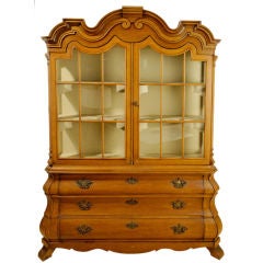Dorothy Draper Viennese Collection Display Cabinet
