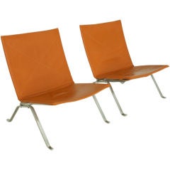 Pair PK22 Lounge Chairs by Poul Kjaerholm