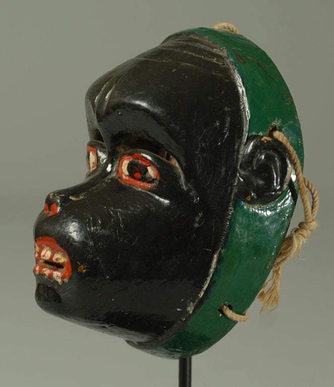 A good Vintage Guatemalan Monkey Mask In Excellent Condition In San Francisco, CA