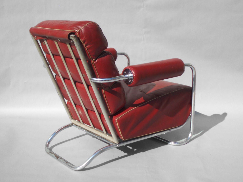 Exceptional machine age leather and chrome lounge chair

Gilbert Rohde for Troy Sunshade, No. 19 chair.