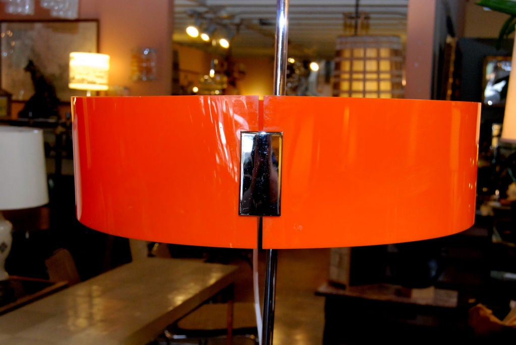 Mid-Century Modern 1970s Italian Adjustable Floor Lamp For Sale