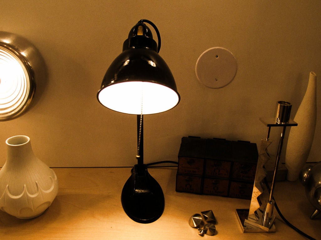Lampe industrielle Jacobus J. Pieter Oud 4