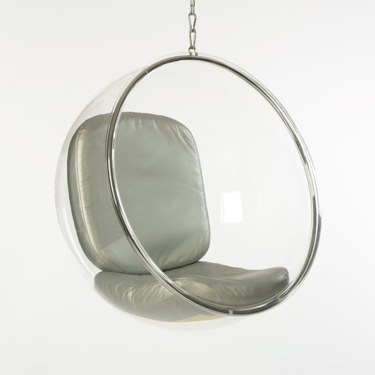 Bubble chair by Eero Aarnio