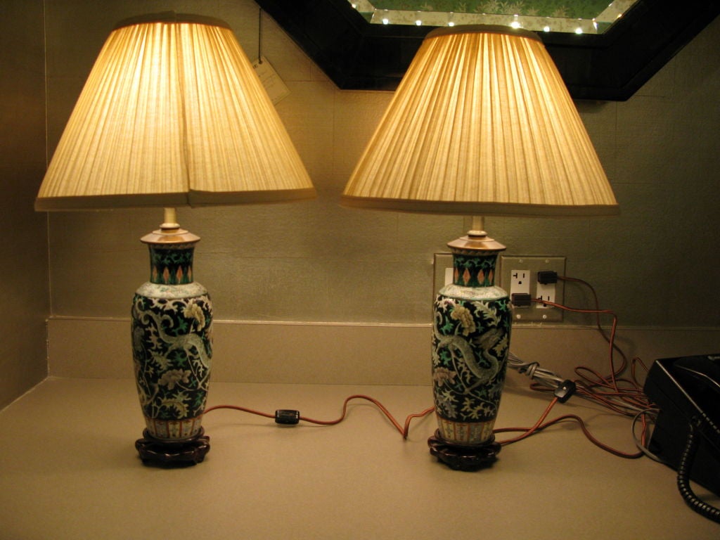 Pair of Chinese Famille Noire Lamps For Sale 3