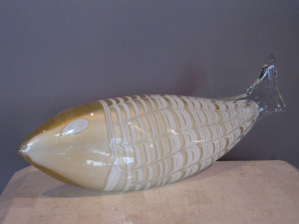 Large Vintage Murano Glass Fish by Barovier & Toso In Excellent Condition In Easton, PA
