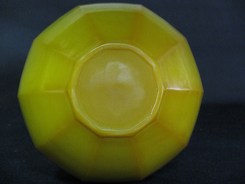 Rare Imperial Yellow Peking Glass Vase 1