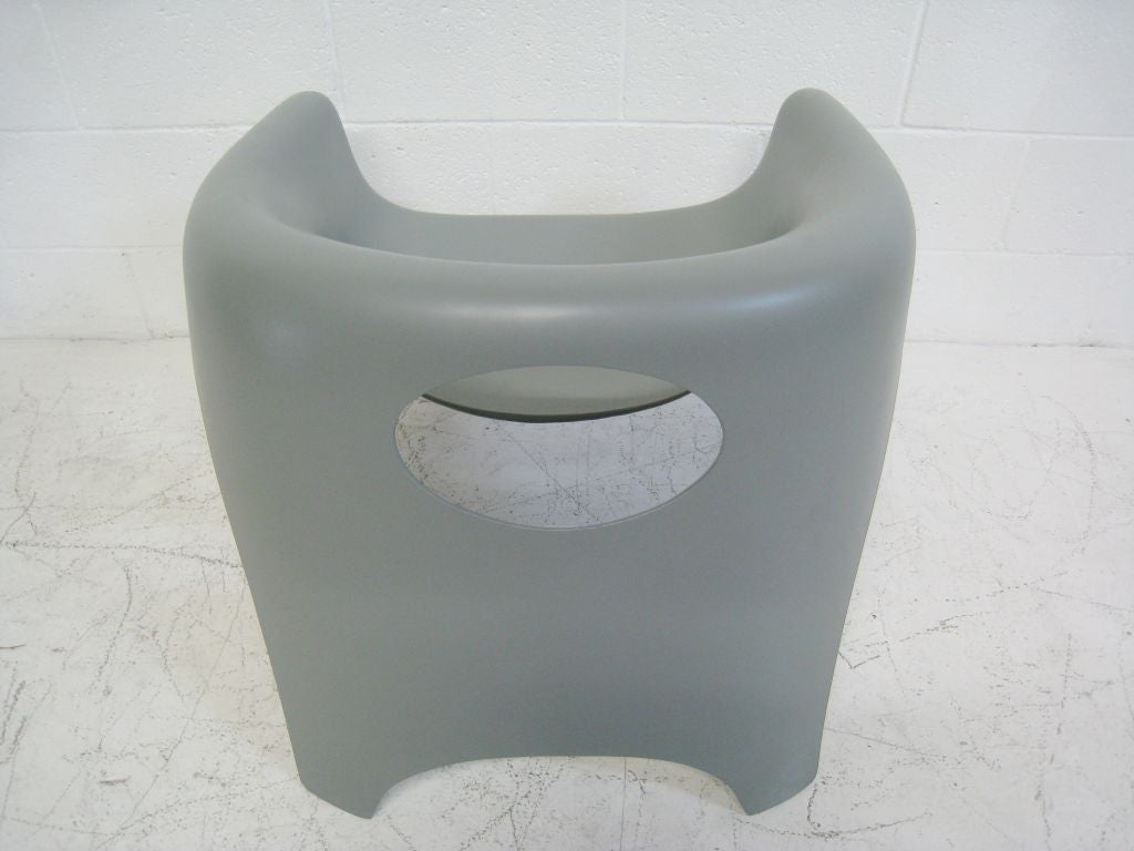 Mid-20th Century Pair of Fiberglass Chairs