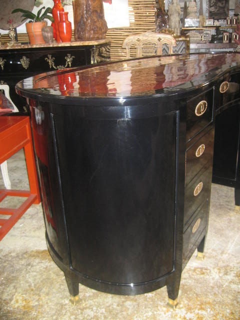 Spanish Black and Burgundy Lacquered Kidney Shaped Desk