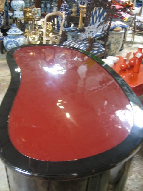 Black and Burgundy Lacquered Kidney Shaped Desk 3