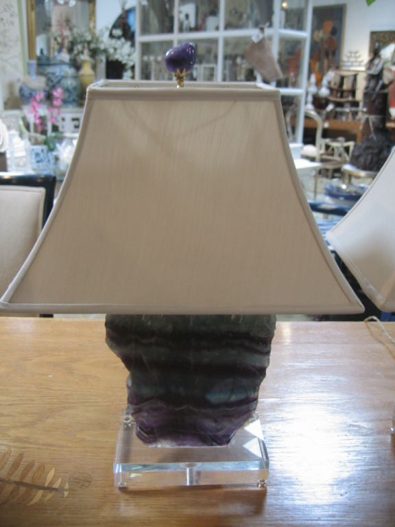 fluorite lamp