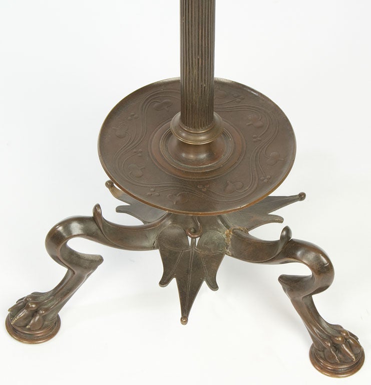 Italian Classical Bronze floor lamp For Sale