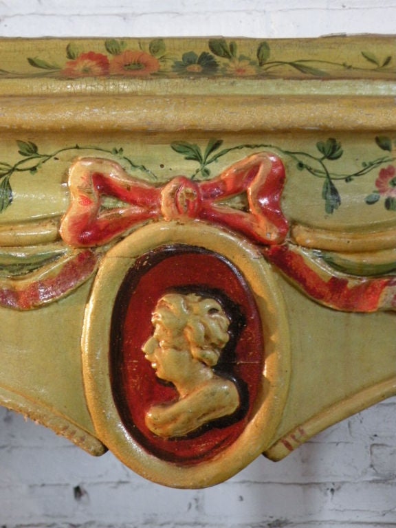 Venetian Neoclassical late 18th century Painted Console Table In Good Condition For Sale In Troy, NY
