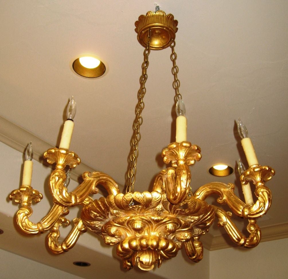 Early 19th Century Italian Gilt Wood Chandelier