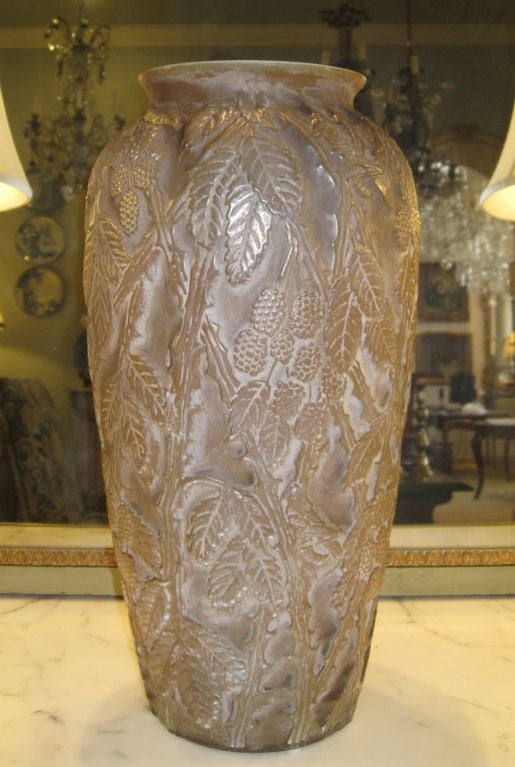 Phoenix Sculptured Art Glass Vase