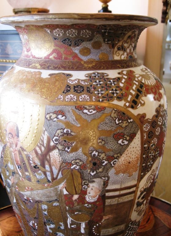 Japanese Satsuma Vase For Sale 3