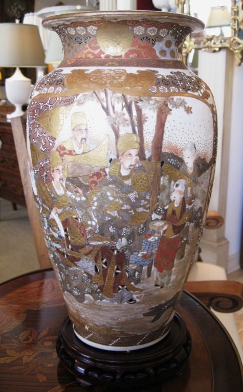 Japanese Satsuma Vase For Sale 5