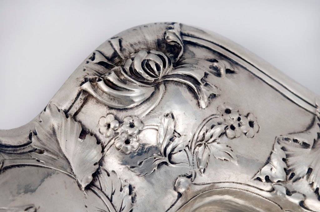 MARTELE CODMAN STERLING SILVER ART NOUVEAU CENTERPIECE In Excellent Condition In New York, NY