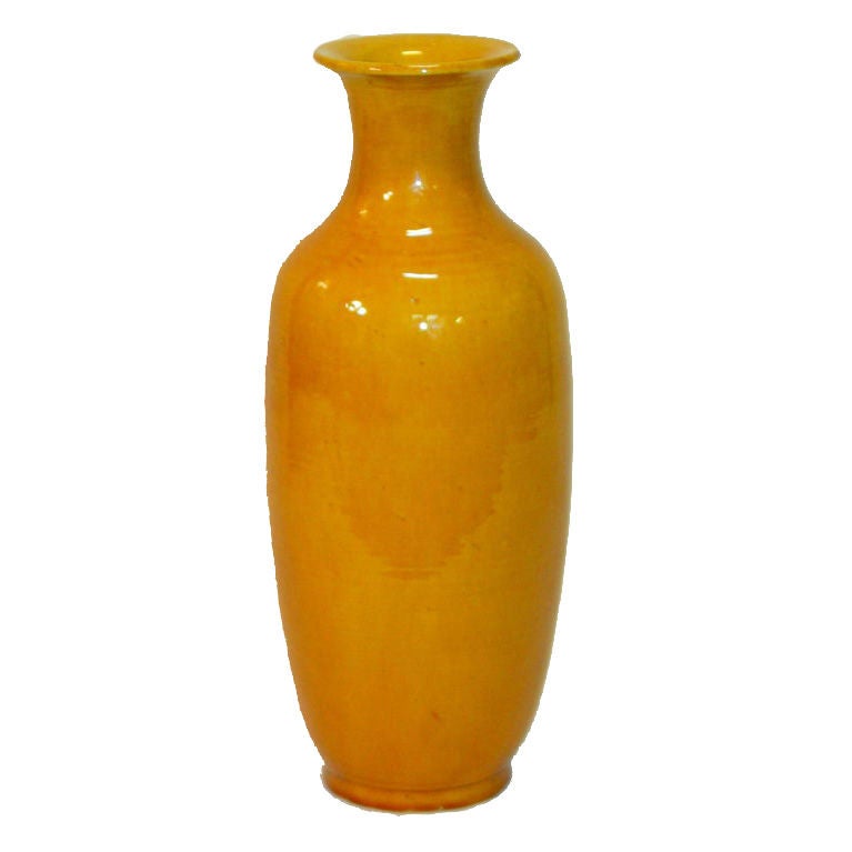 Chinese Porcelain Yellow Monochrome Vase