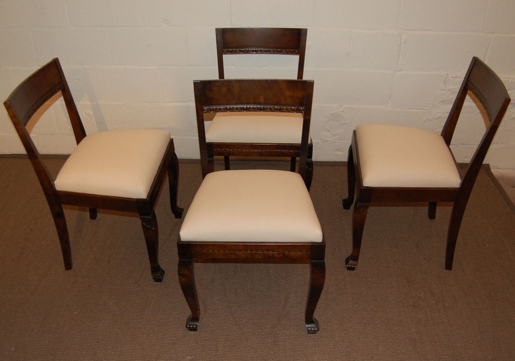 Carved Set of Four Swedish Art Deco Neoclassical Dining Chairs For Sale