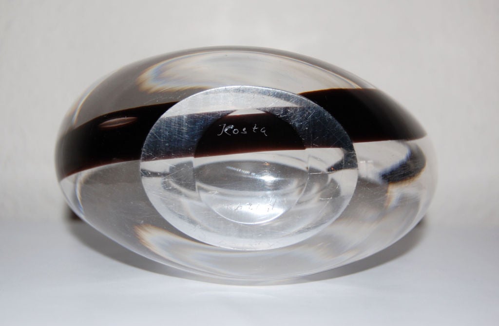 Cased Crystal Art Glass Vase by Vicke Lindstrand for Kosta 1