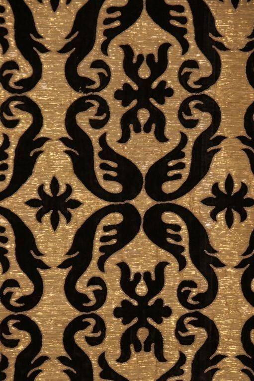 Antique Portuguese Textile In Good Condition In Austin, TX