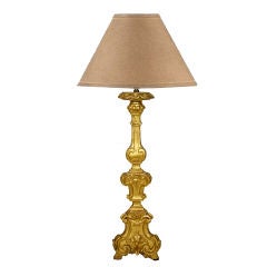 ITALIAN 18TH CENTURY BAROQUE GILTWOOD PRICKET STICK LAMP