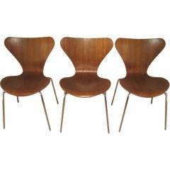 Set of 6 Vintage Arne Jacobsen "Series 7" Chairs