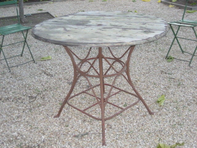 table de jardin vintage