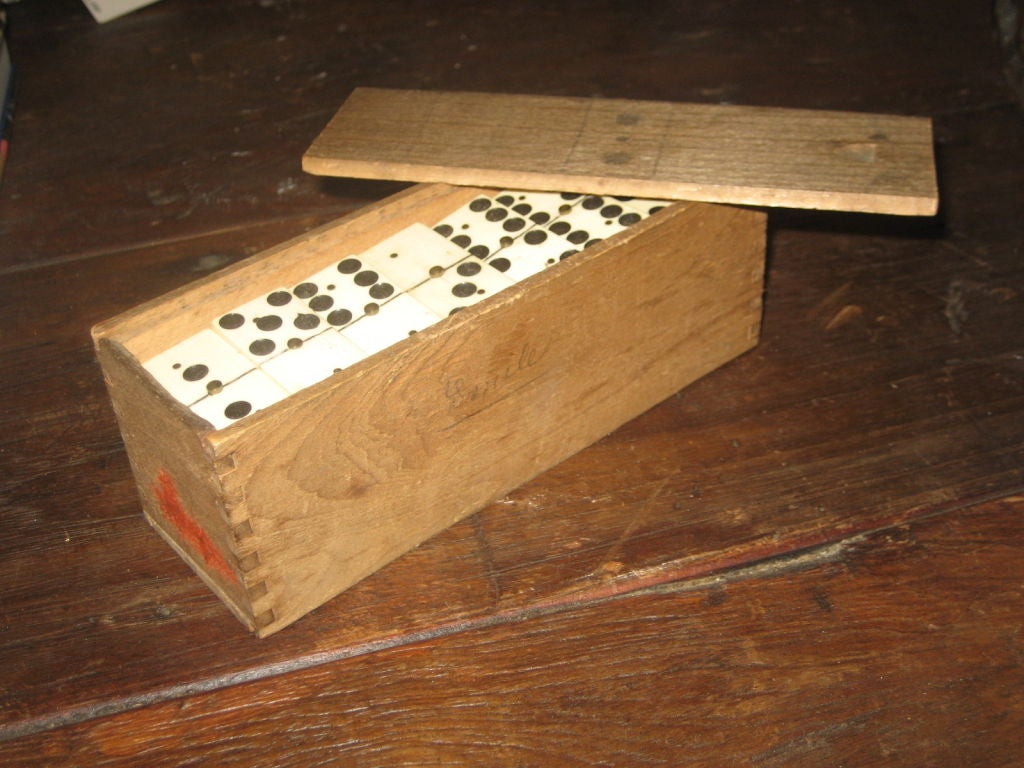 vintage domino set