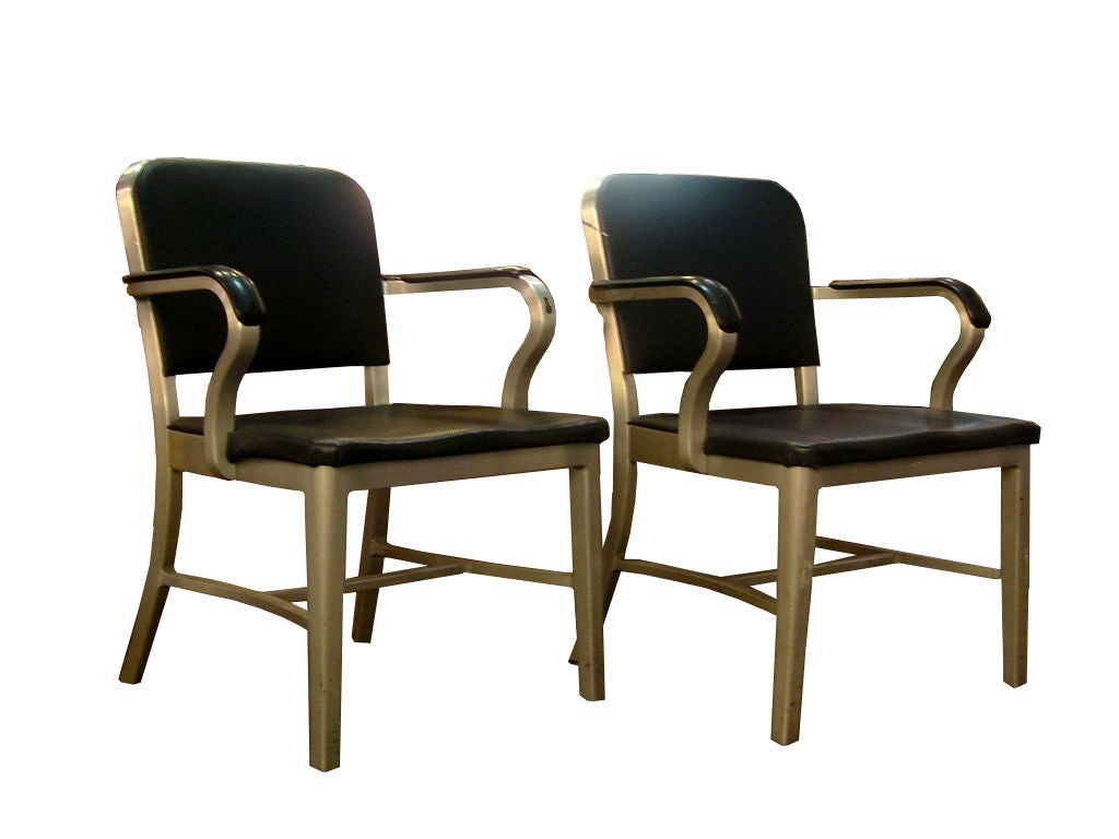 Good Form Metal Arm Chair