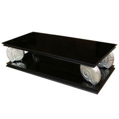 A magnificent large  black lacquered 1940
s coffee table. French