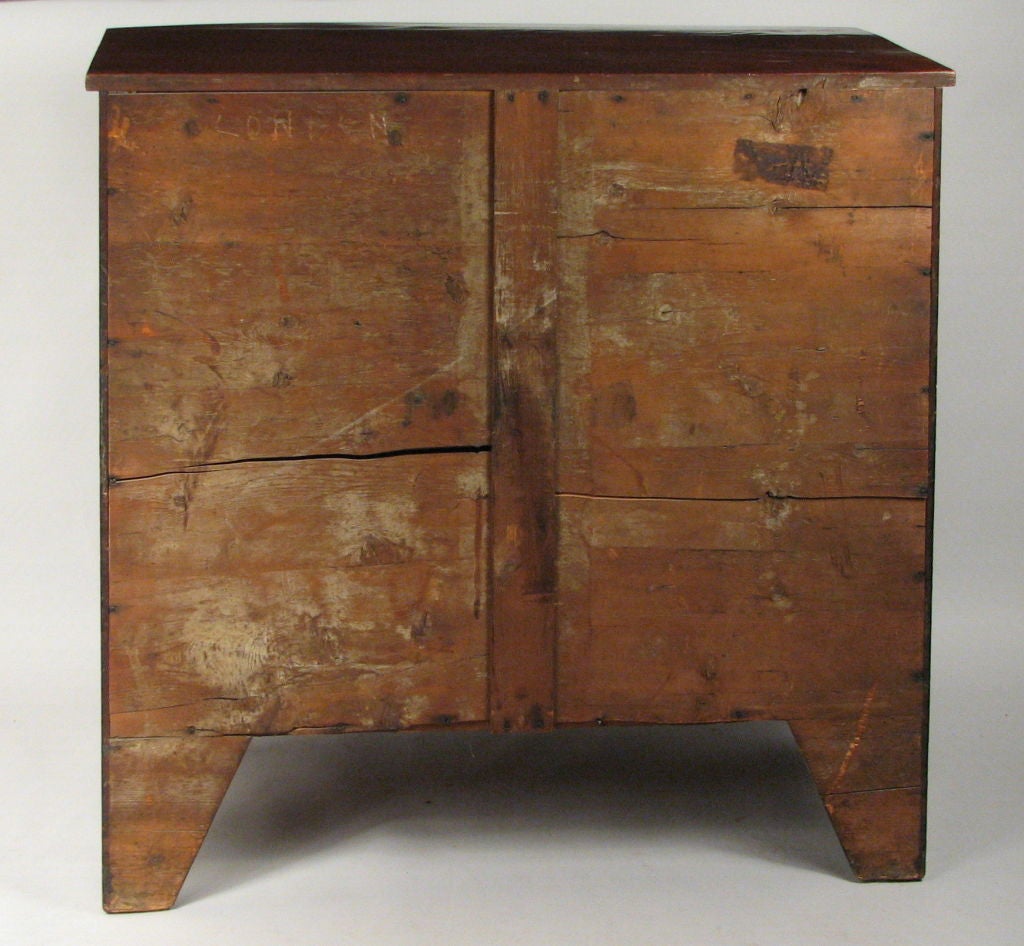 18th Century and Earlier George III Mahogany Swell Front Chest For Sale