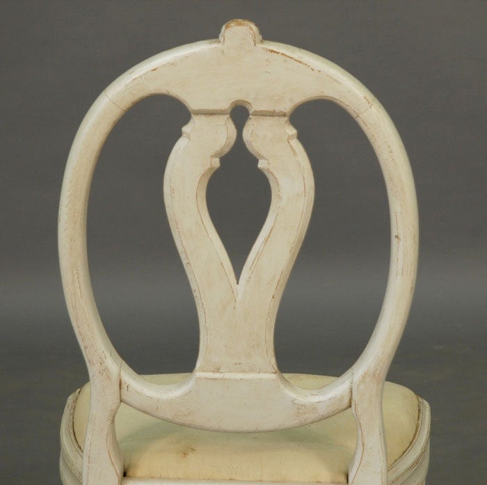 Swedish Set of 6 Oval Back Dining Chairs 3