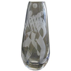 Raro jarrón de jugadores de fútbol de Lindstrand para Kosta Boda