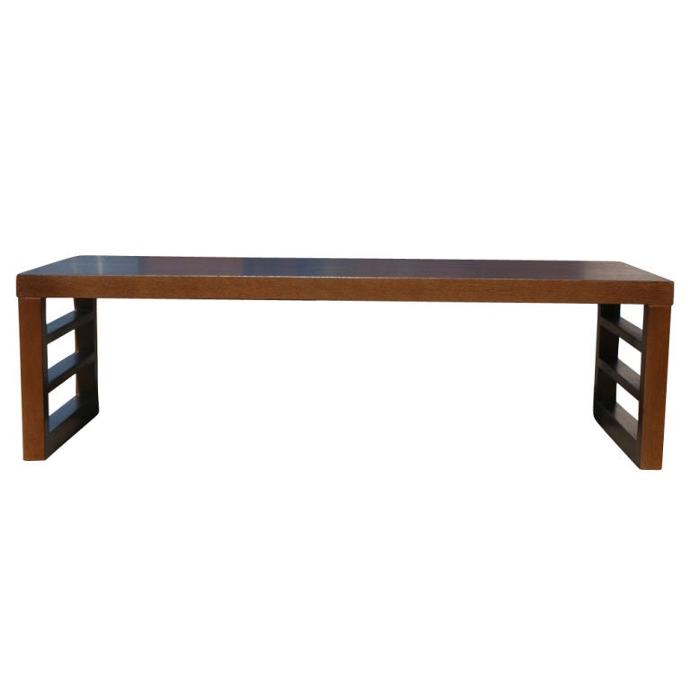Mesa baja vintage de roble peinado León Rojo
