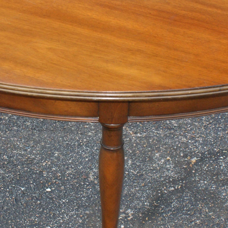 Kittinger Semi-Circular Dropleaf Walnut Desk In Good Condition In Pasadena, TX