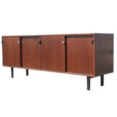 Retro Florence Knoll For Knoll Walnut Credenza Buffet