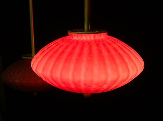 Vintage Space Age Murano Pendant Lamps in Raspberry For Sale 1