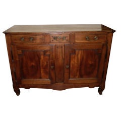 BUFFET EN NOYER D
ÉPOQUE FRANÇAISE 18ÈME SIÈCLE LOUIS XVI